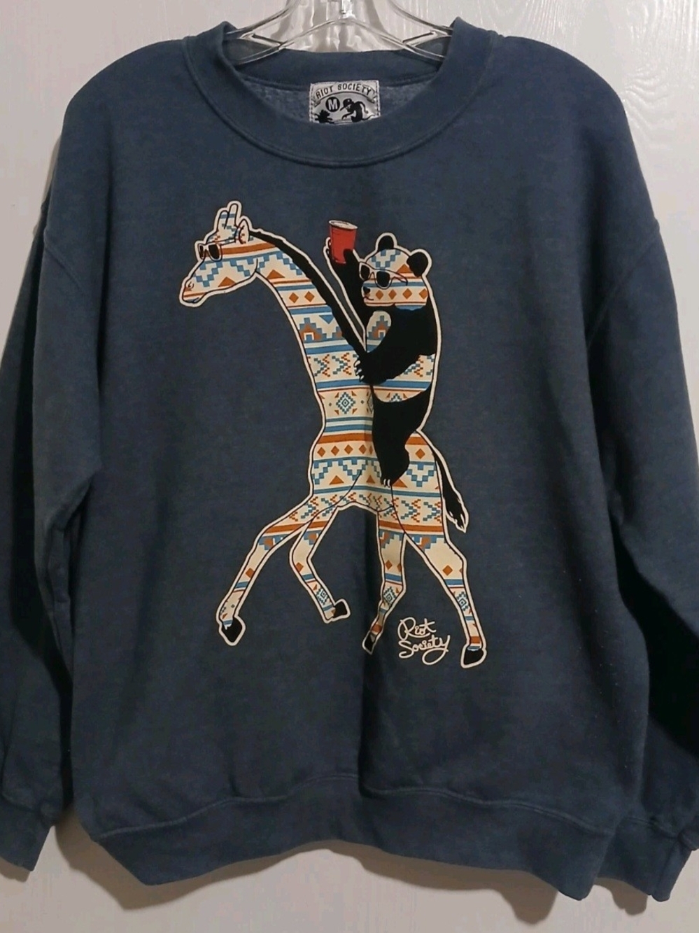 Riot Society Navy Blue Crewneck Sweatshirt Tribal Giraffe Panda Solo Cup Sz M